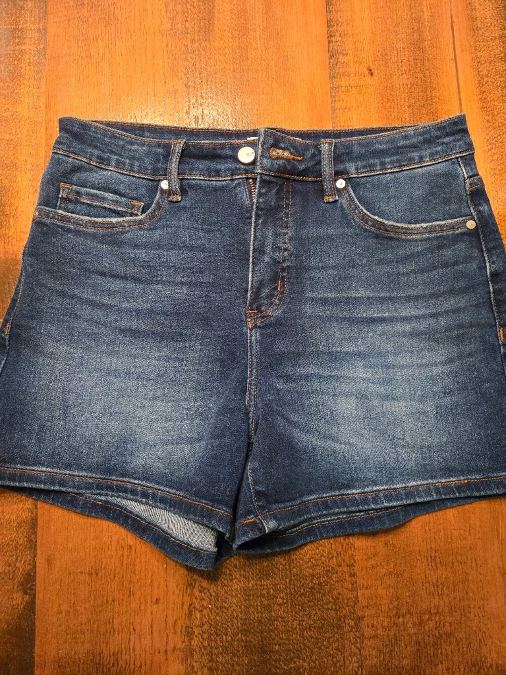 Moco boutique denim shorts, size large.
